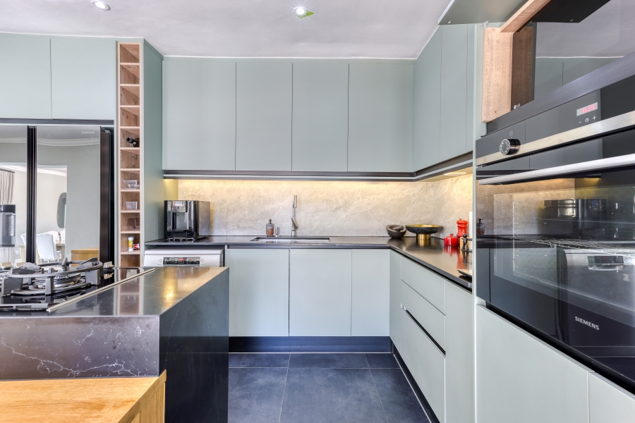 3 Bedroom Property for Sale in Kirstenhof Western Cape